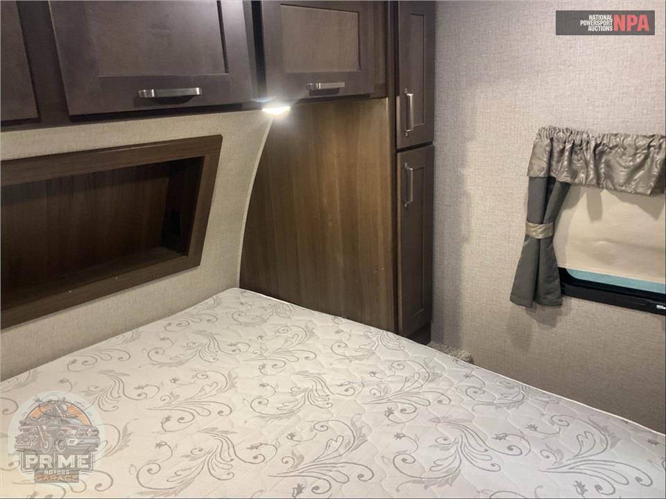 2020 Keystone Rv M-332 BH - LAREDO SERIES — фото 11