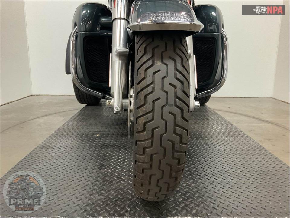 2020 Harley-Davidson FLHTCUTG TRI GLIDE ULTRA — фото 19