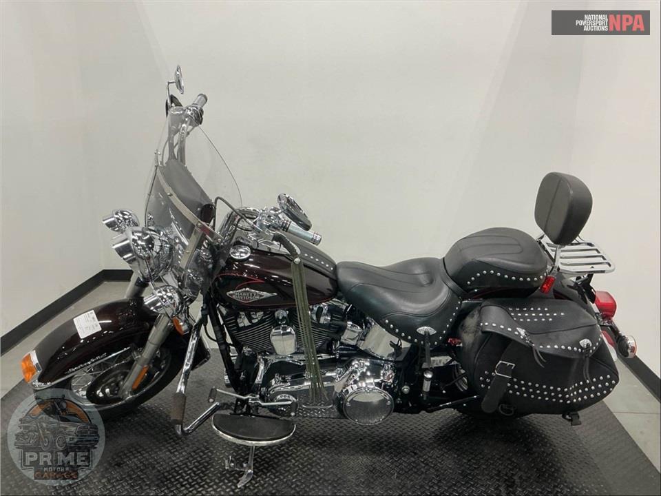 2011 Harley-Davidson FLSTC HRTG SFTL CLSC — фото 3