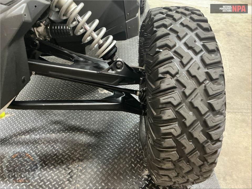 2020 Can-Am MAVERICK X3 X MR TURBO — фото 20