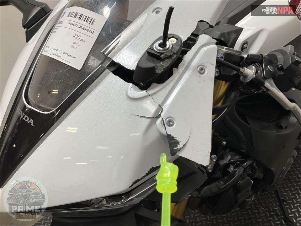2026 Honda CBR1000RR — фото 16