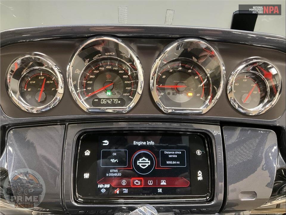 2019 Harley-Davidson FLHXSE CVO STREET GLIDE — фото 3