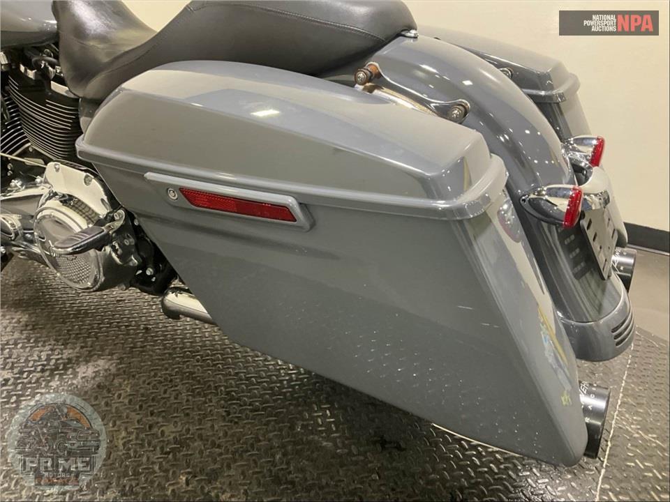 2022 Harley-Davidson FLHXS STREET GLIDE SPECIAL — фото 24