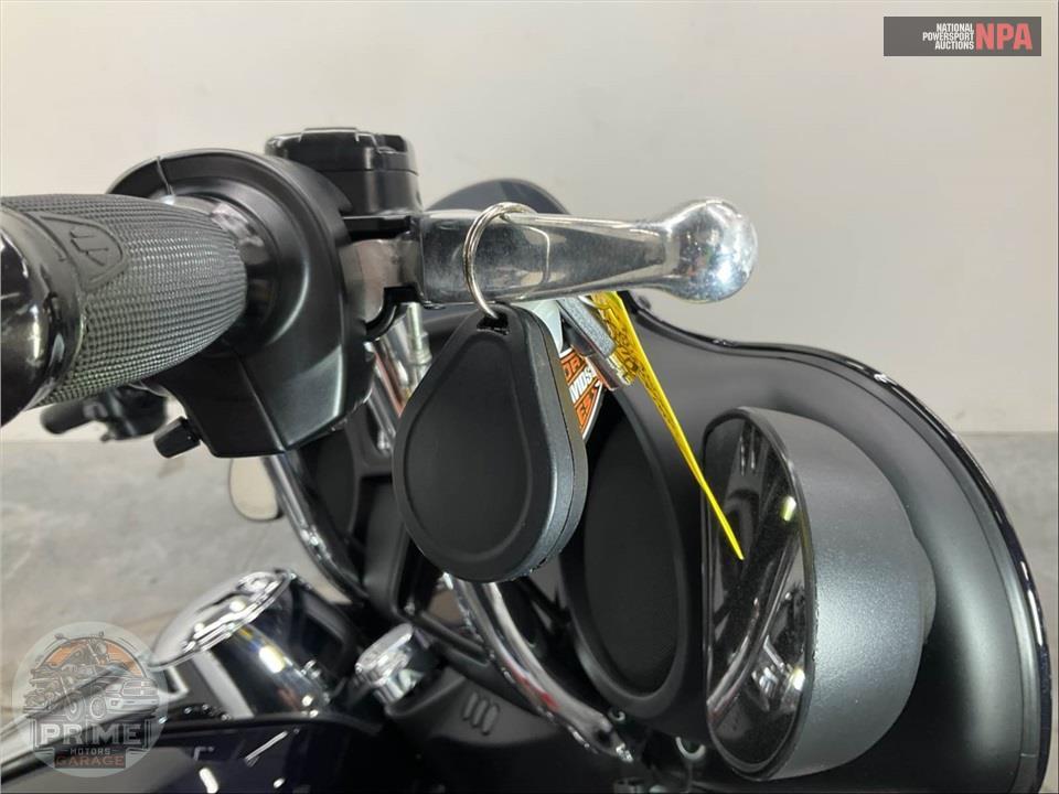 2020 Harley-Davidson FLHX STREET GLIDE — фото 11