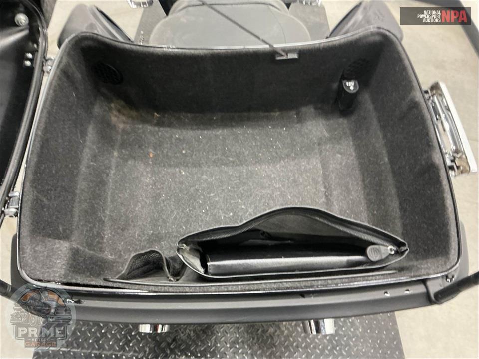 2019 Harley-Davidson FLHTKL ULTRA LIMITED LOW — фото 28