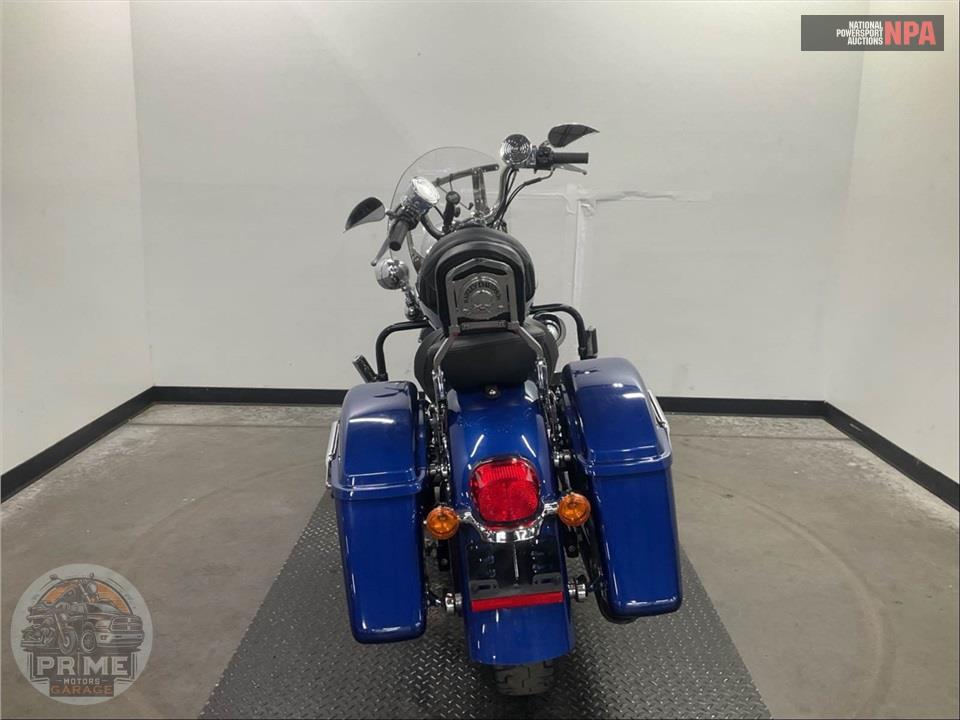 2015 Harley-Davidson FLD-103 DYNA SWITCHBACK — фото 4