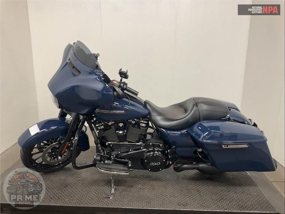 2019 Harley-Davidson FLHXS STREET GLIDE SPECIAL — фото 3