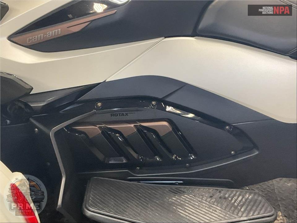2024 Can-Am SPYDER RT SEA-TO-SKY — фото 7