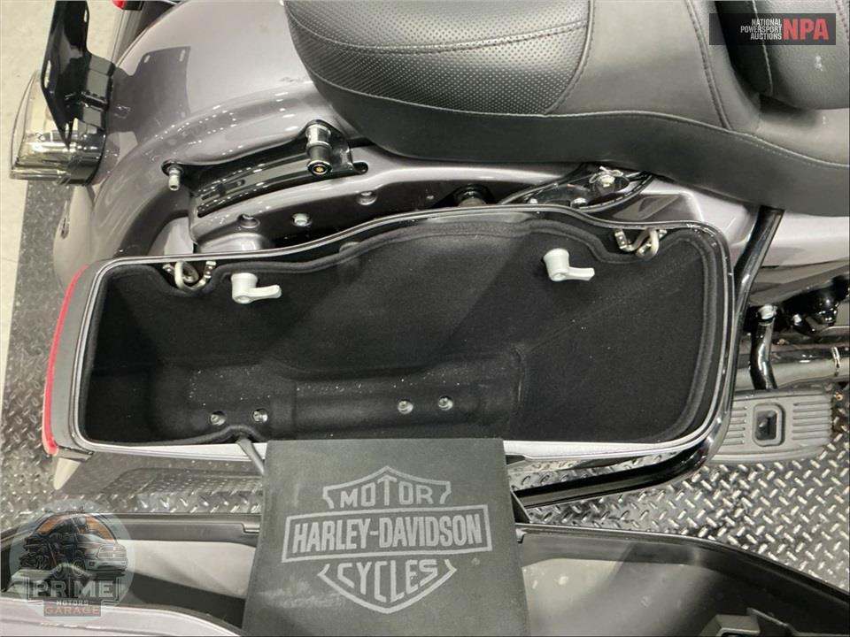 2020 Harley-Davidson FLHTKSE CVO LIMITED — фото 24