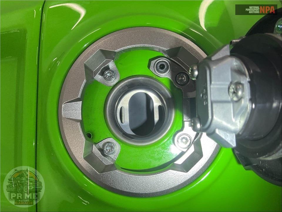 2025 Kawasaki ZX1002MSFAL NINJA ZX-10R KRT — фото 14