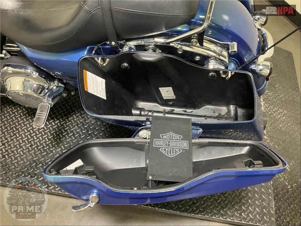 2014 Harley-Davidson FLHX STREET GLIDE — фото 20
