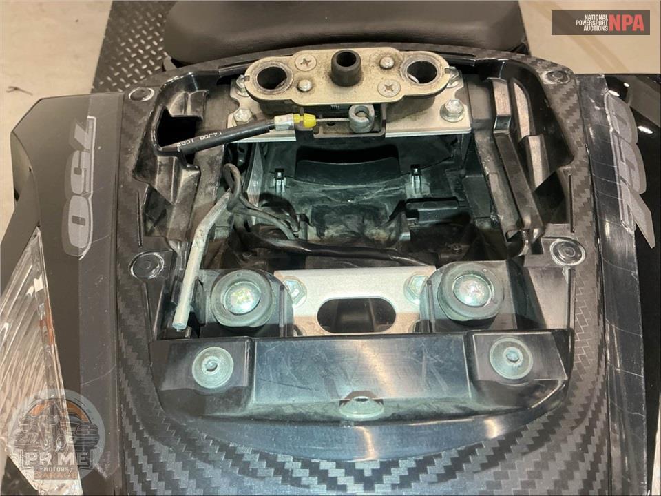 2011 Suzuki GSX-R750L1 — фото 14