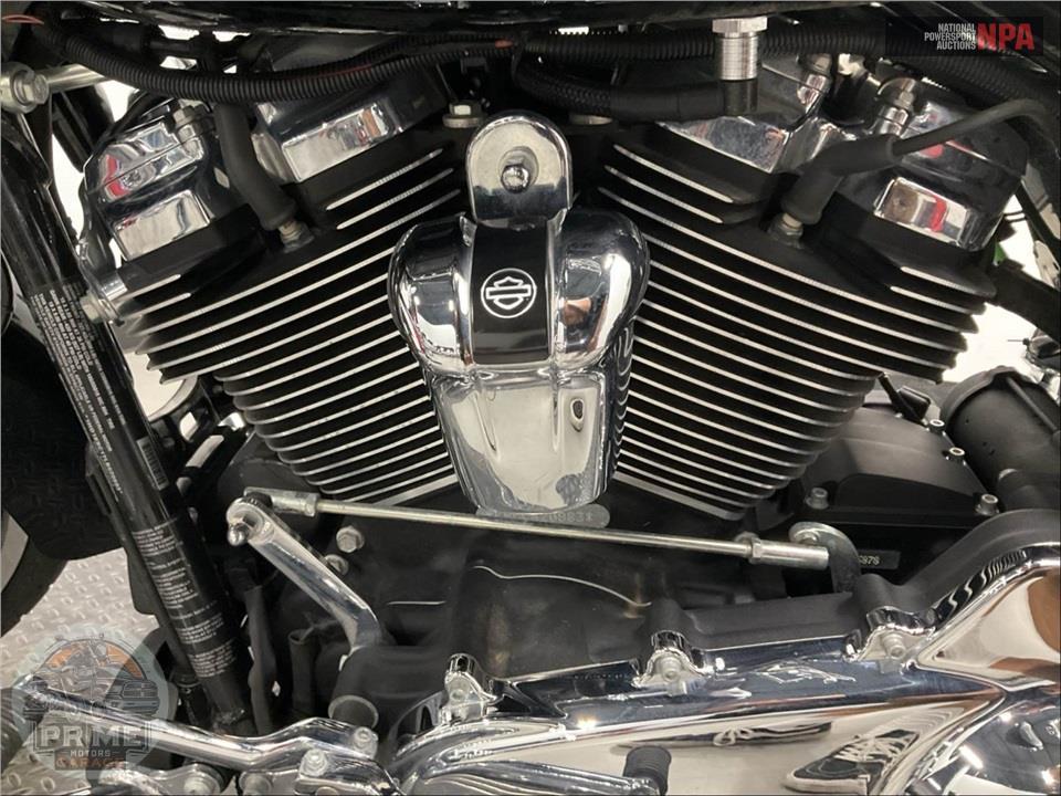 2020 Harley-Davidson FLHX STREET GLIDE — фото 7