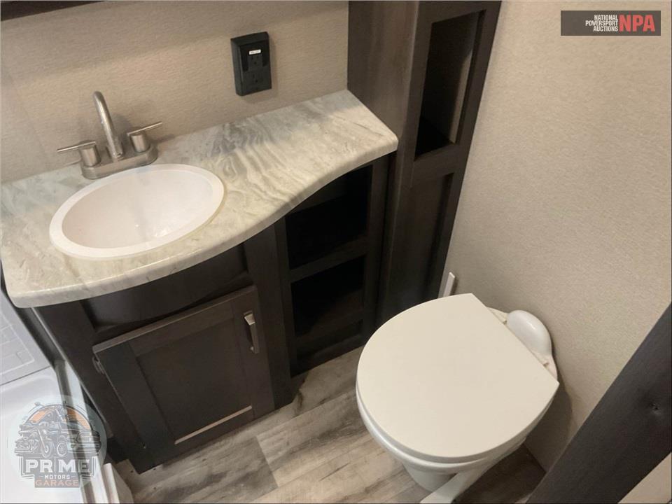 2023 Grand Design Recreational Vehicles M-200MK - TRANSCEND XPLOR SERIES — фото 16