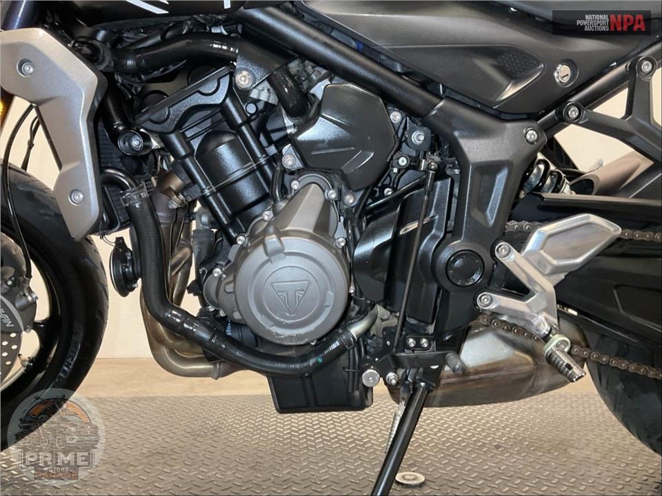 2022 Triumph TRIDENT (BLACK) — фото 8
