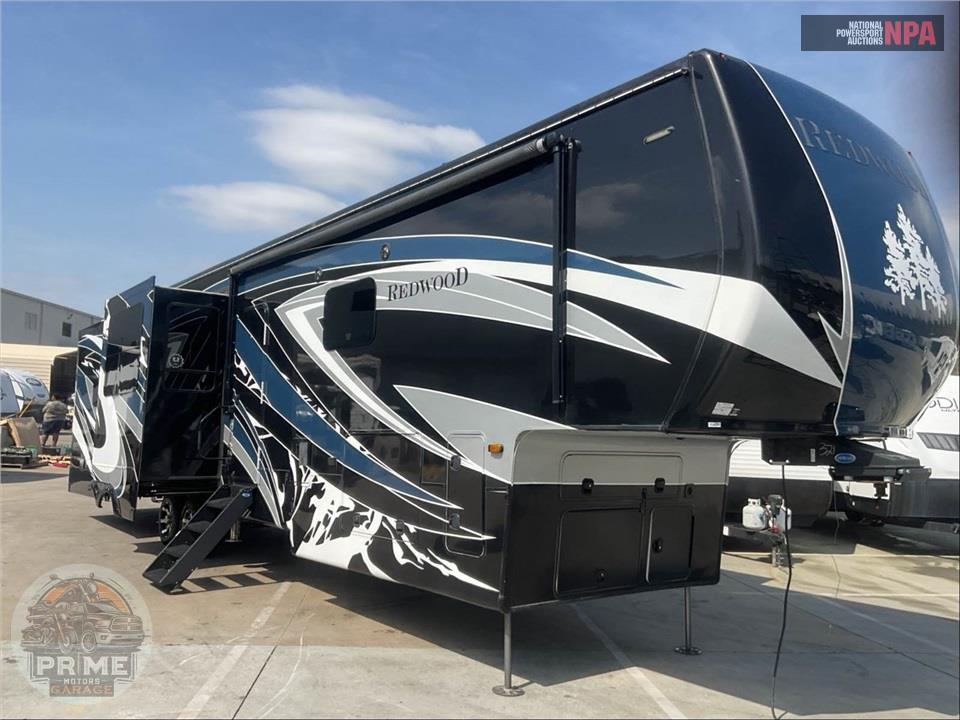 2021 Redwood Rv M-4001 LK - FIFTH WHEEL SERIES — фото 1