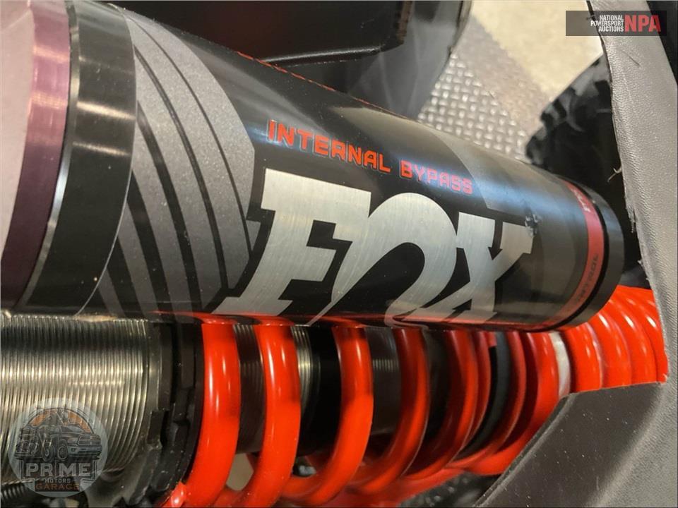 2022 Can-Am MAVERICK X3 MAX X RS TURBO RR SMART-SHOX (DESERT TAN & CARBON BLACK) — фото 26