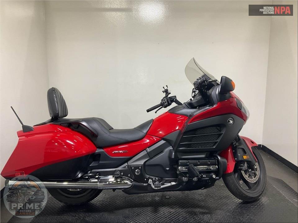 2013 Honda GL1800BDD GLDWNG F6B DLX — фото 1