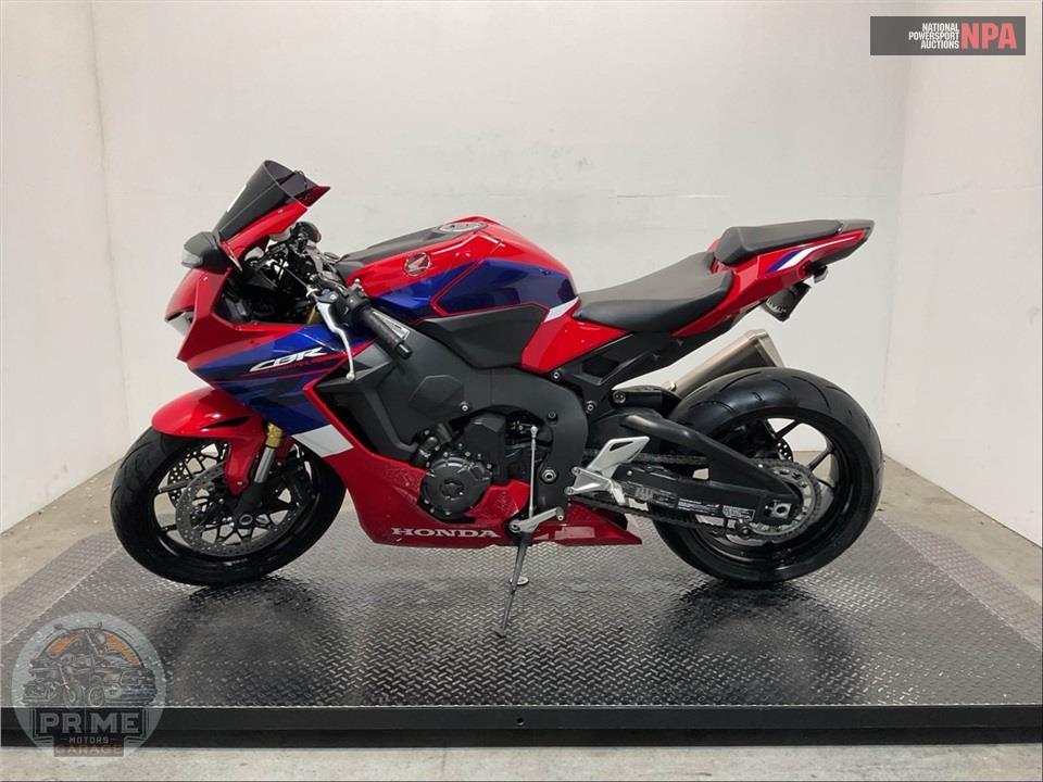 2024 Honda CBR1000RR ABS — фото 3