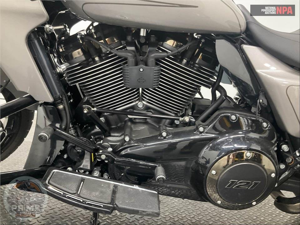 2023 Harley-Davidson FLTRXSE CVO ROAD GLIDE — фото 7