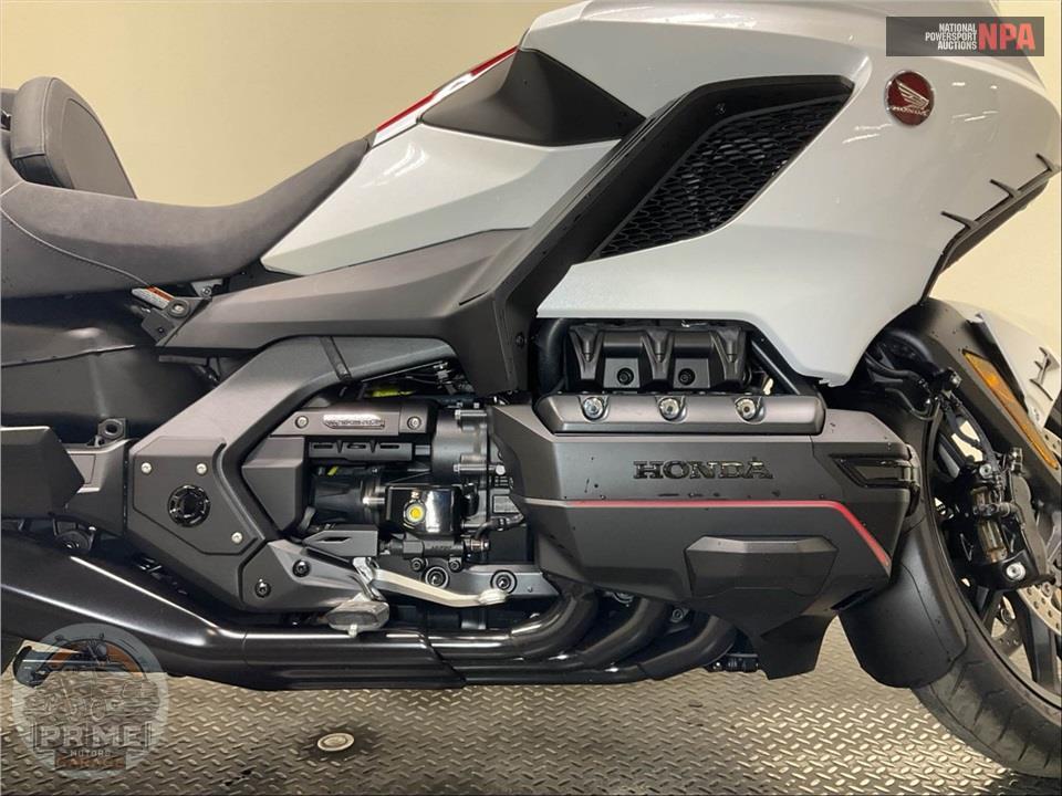 2024 Honda GL1800DA GOLDWING TOUR AIR BAG DCT — фото 6