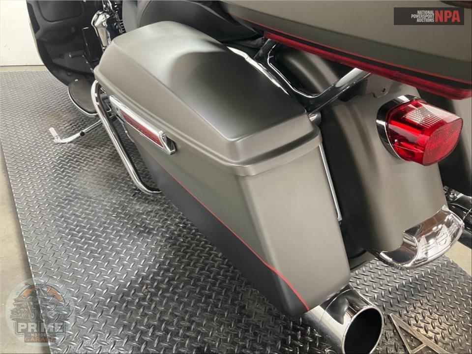 2018 Harley-Davidson FLHTK ULTRA LIMITED — фото 17