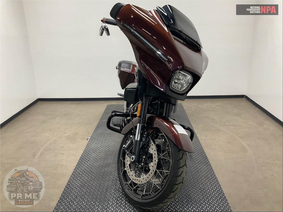 2024 Harley-Davidson FLHXSE CVO STREET GLIDE — фото 2