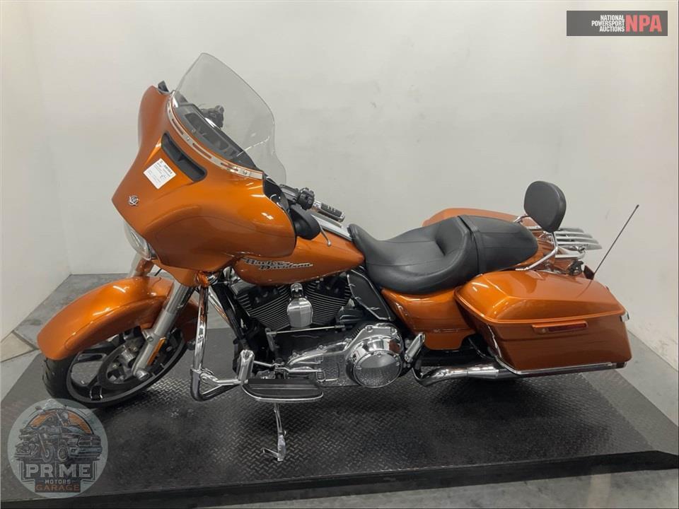 2015 Harley-Davidson FLHXS STREET GLIDE SPECIAL — фото 3