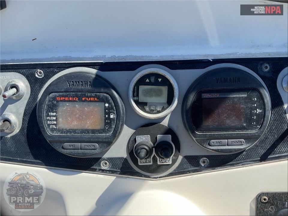 2013 Skeeter Boats SX 240(*)SALTWATER SERIES L=24/E-1-300HP YAMAHA OB — фото 5