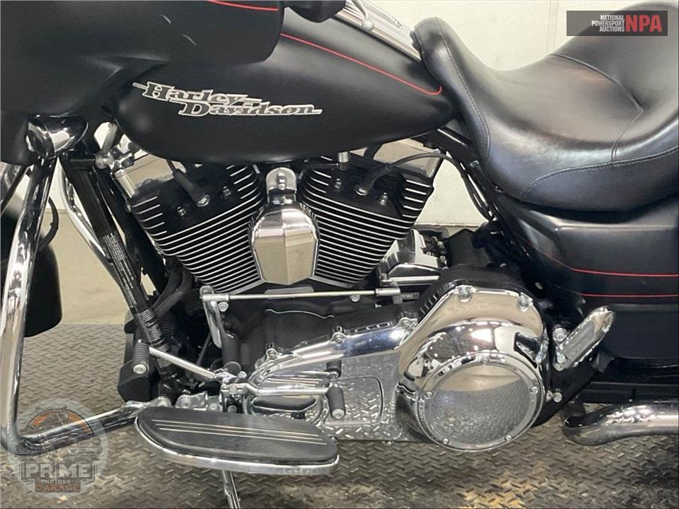 2016 Harley-Davidson FLHXS STREET GLIDE SPECIAL — фото 7