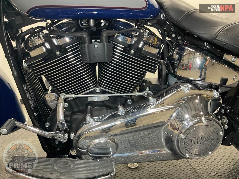 2023 Harley-Davidson FLHCS HERITAGE CLASSIC 114 — фото 7