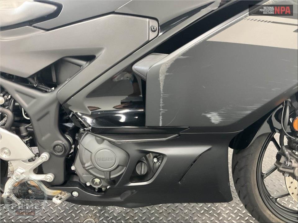 2025 Yamaha YZF-R3 — фото 6