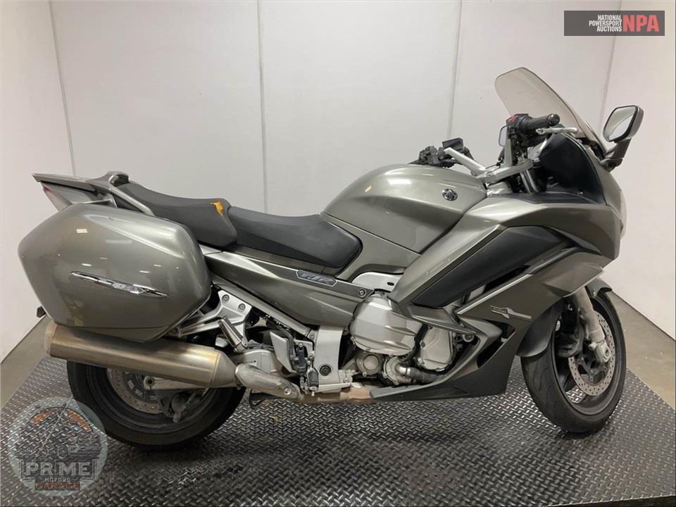 2013 Yamaha FJR1300 — фото 1