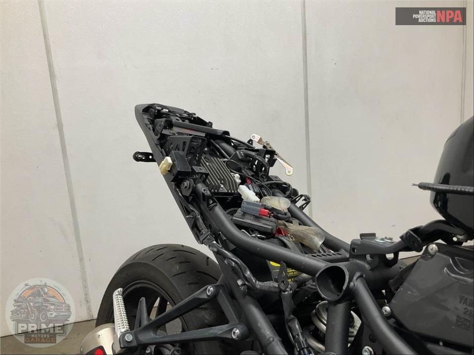2020 Yamaha YZF-R3 — фото 39