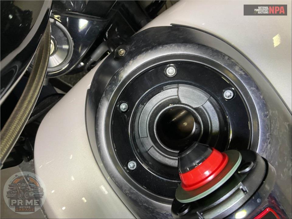 2024 Harley-Davidson FLTRXSTSE CVO ROAD GLIDE ST — фото 13