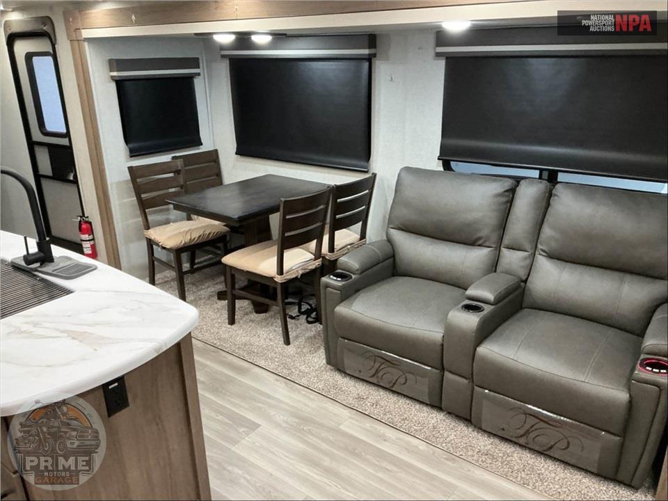 2024 Grand Design Recreational Vehicles M-2970RL - IMAGINE SERIES — фото 8