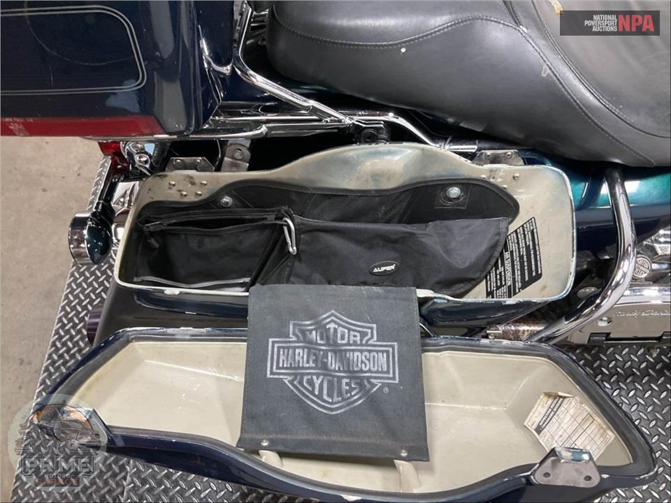 2001 Harley-Davidson FLHTC ELECTRA GLIDE CLASSIC — фото 26