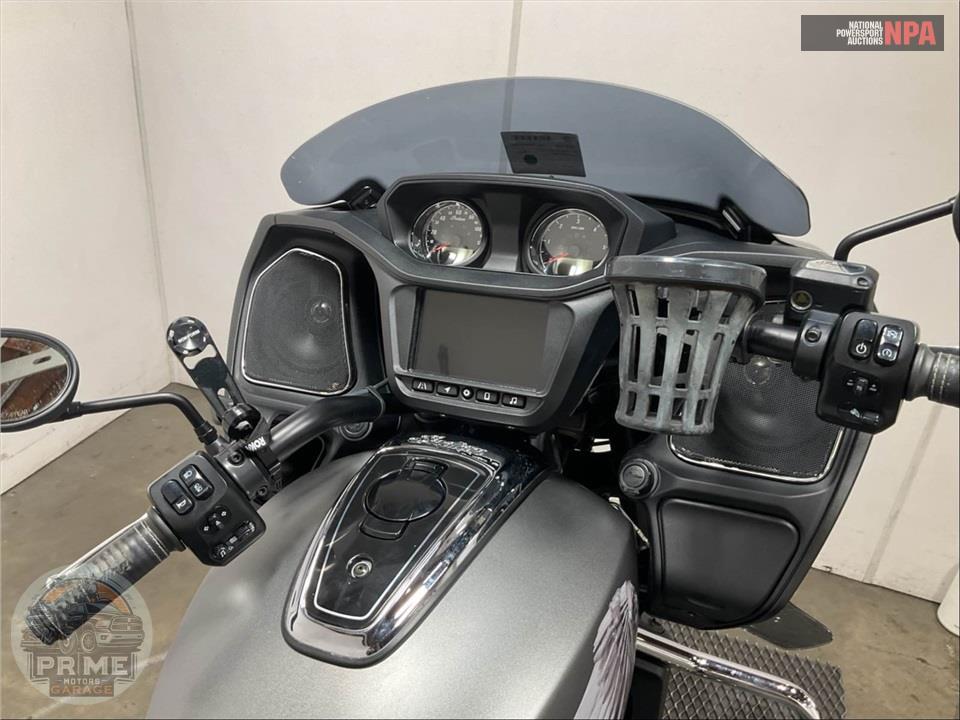 2021 Indian Motorcycle CHALLENGER (BLACK) — фото 26