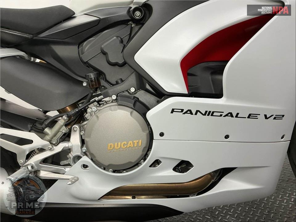 2023 Ducati PANIGALE V2 — фото 6