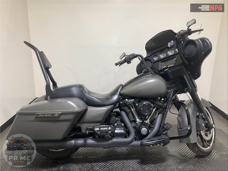 2018 Harley-Davidson FLHX STREET GLIDE — фото 1