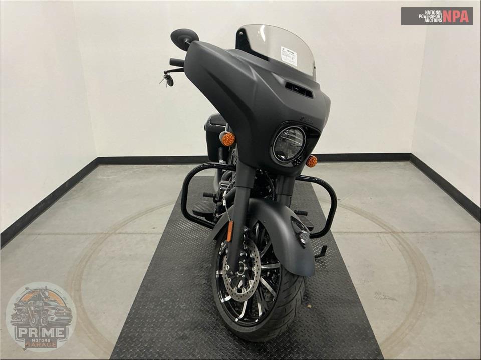 2025 Indian Motorcycle CHIEFTAIN DARK HORSE WITH POWERBAND AUDIO PACKAGE (BLACK) — фото 2