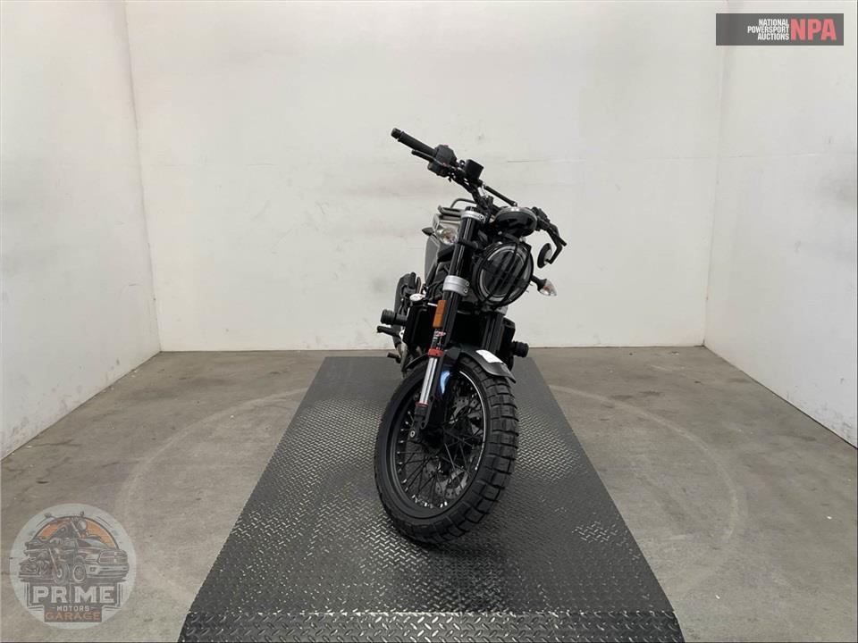 2021 Husqvarna SVARTPILEN 401 — фото 2