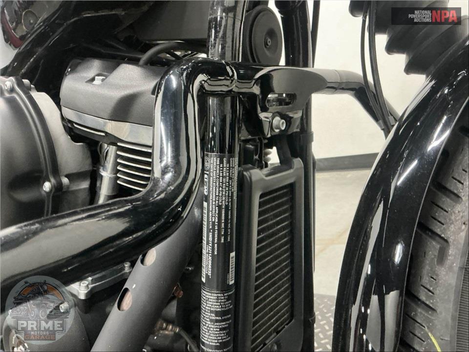 2018 Harley-Davidson FXBB STREET BOB — фото 12