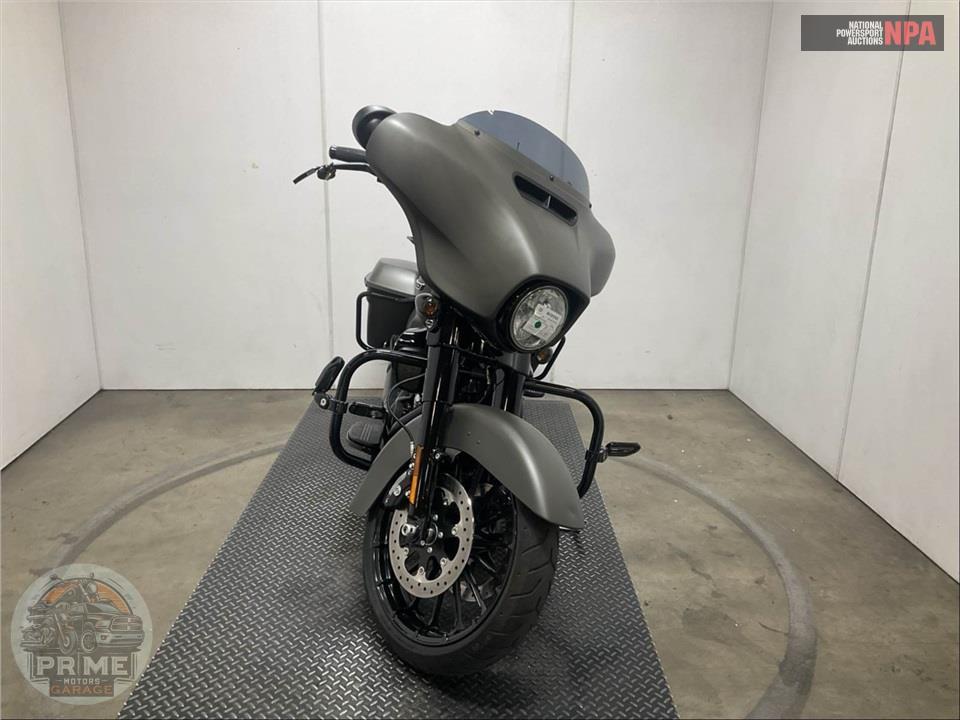 2019 Harley-Davidson FLHXS STREET GLIDE SPECIAL — фото 2