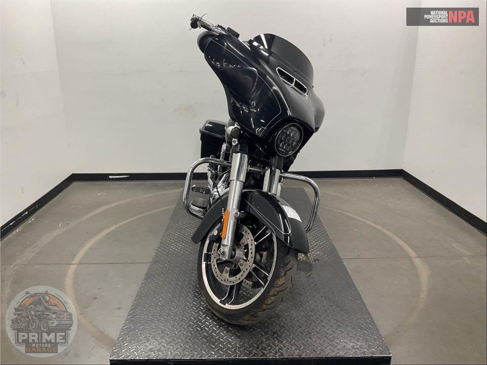 2015 Harley-Davidson FLHXS STREET GLIDE SPECIAL — фото 2