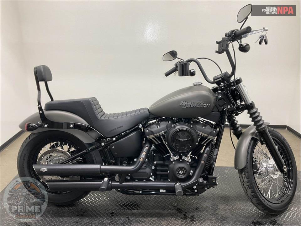2019 Harley-Davidson FXBB STREET BOB — фото 1