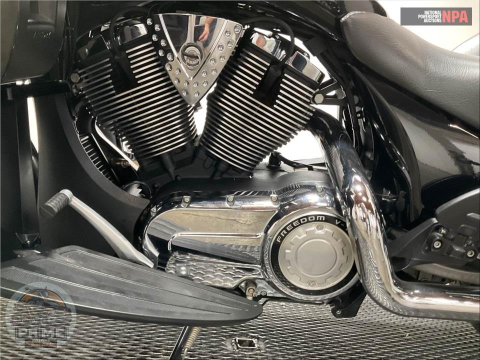 2015 Victory Motorcycles CROSS COUNTRY TOUR — фото 7