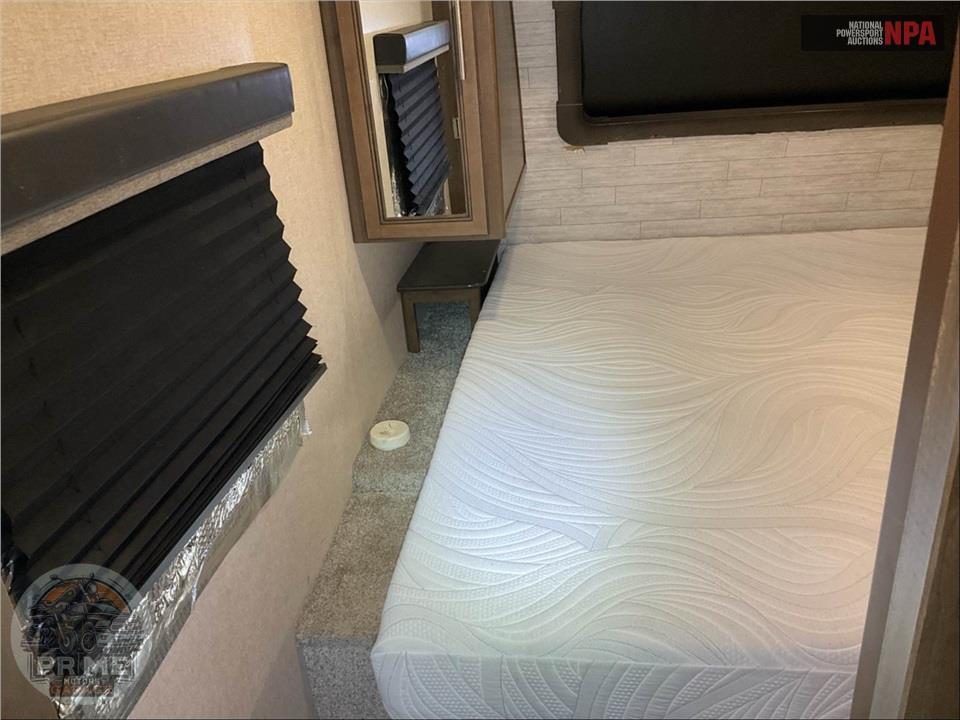 2020 Keystone Rv M-31 MBS - COUGAR SERIES — фото 15