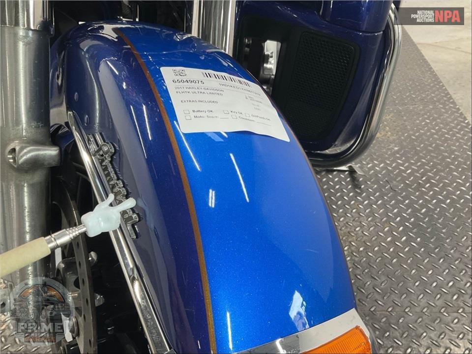 2017 Harley-Davidson FLHTK ULTRA LIMITED — фото 14
