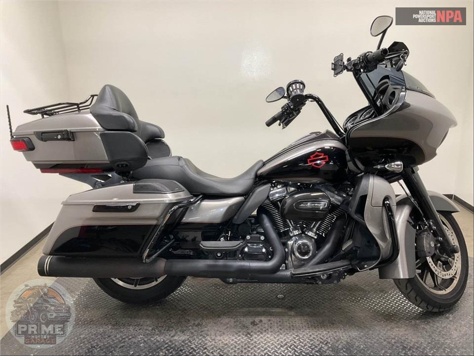 2017 Harley-Davidson FLTRU ROAD GLIDE ULTRA — фото 1